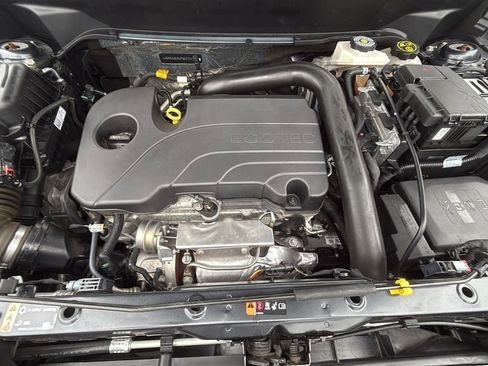 Used 2023 Chevrolet Equinox LT AWD/4WD image 20