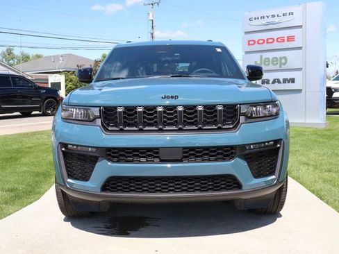 New 2026 Jeep Grand Cherokee L Limited AWD/4WD image 5