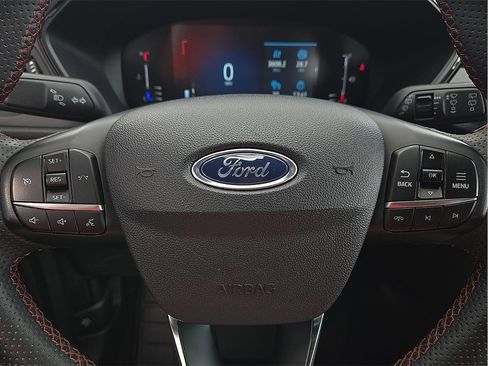 Used 2023 Ford Escape ST-Line image 19