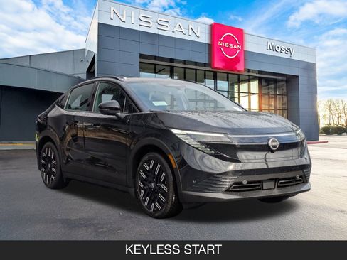 New 2026 Nissan Leaf Platinum+ image 2