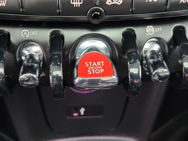 Used 2024 MINI Cooper S FWD image 26