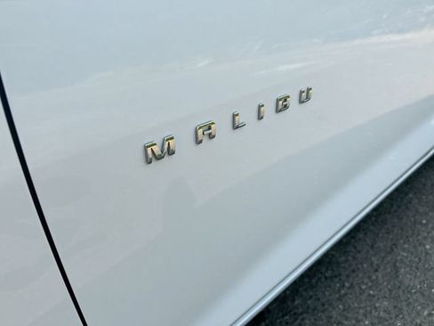 Used 2024 Chevrolet Malibu LT FWD image 30