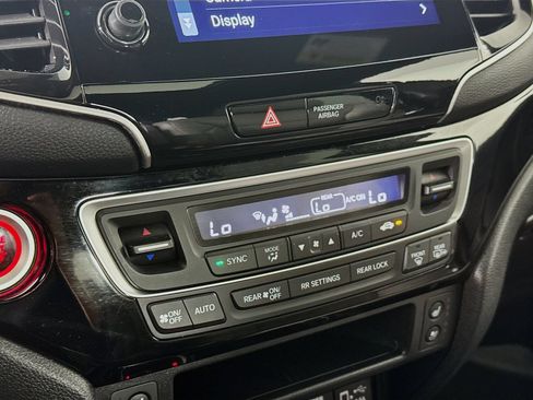 Used 2023 Honda Passport Elite image 15