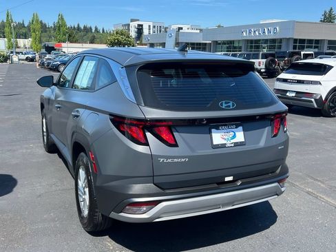 Certified 2025 Hyundai Tucson SE AWD/4WD image 9