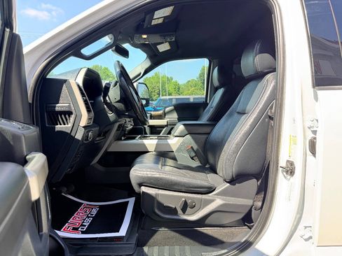 Used 2022 Ford F250 Lariat w/ Lariat Ultimate Package AWD/4WD image 21