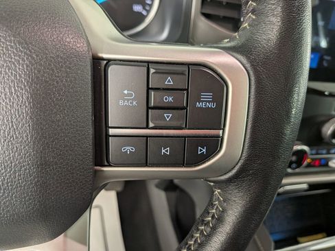 Used 2024 Ford Expedition Max XLT image 22