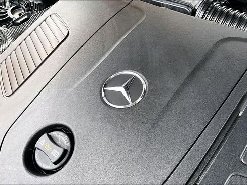 Used 2023 Mercedes-Benz C 300 Sedan image 33