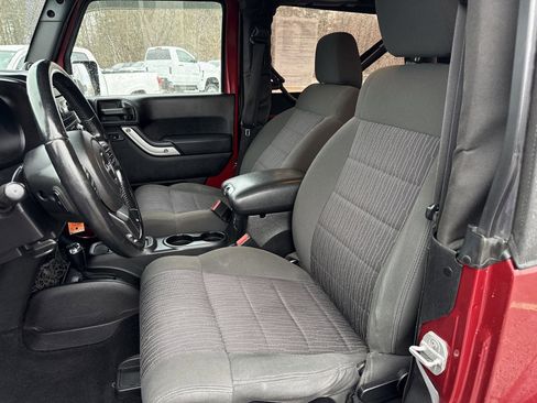 Used 2012 Jeep Wrangler Sahara w/ Dual Top Group image 11