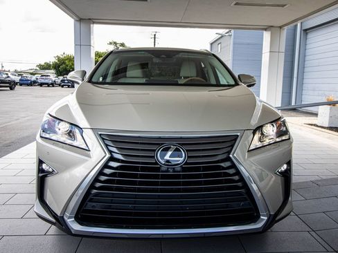 Used 2019 Lexus RX 350 AWD w/ Navigation Package image 8