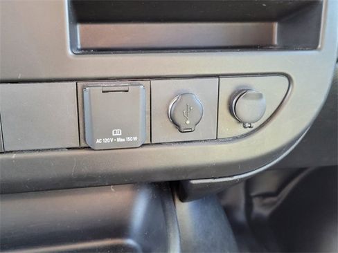 Used 2022 GMC Savana 3500 LS w/ Chrome Appearance Package image 24