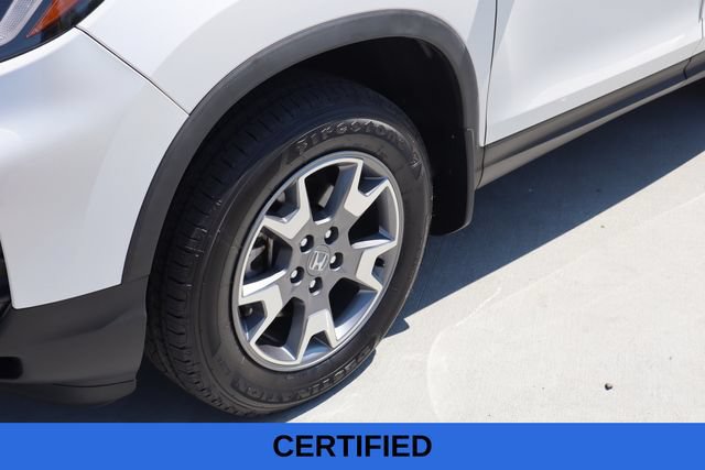 Used 2023 Honda Passport TrailSport image 2