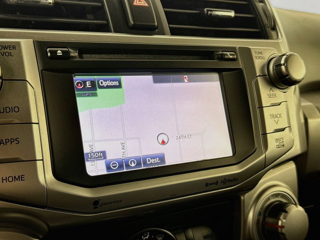 Used 2019 Toyota 4Runner SR5 AWD/4WD image 18