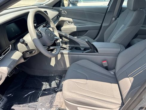 Certified 2026 Hyundai Elantra Sport FWD image 8