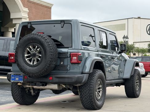 Used 2024 Jeep Wrangler Unlimited Rubicon 392 AWD/4WD image 4