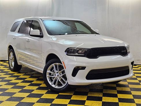 Used 2022 Dodge Durango GT image 1