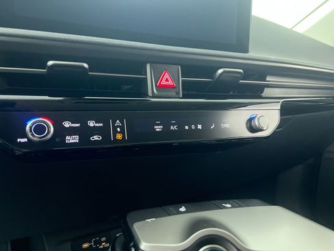 New 2025 Kia EV6 Wind image 24