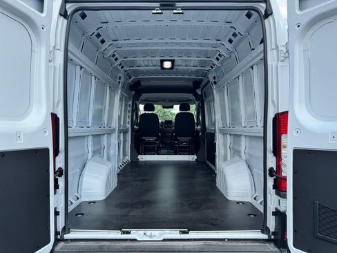 New 2026 RAM ProMaster 3500 w/ Quick Order Package 22G SLT FWD image 14