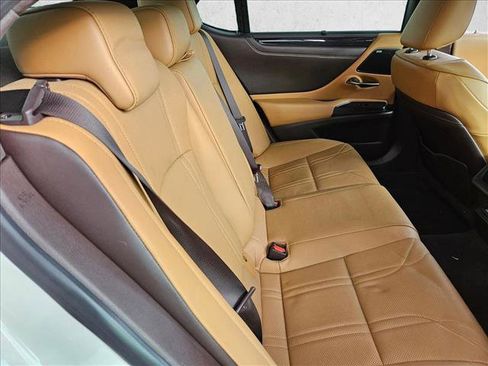 Used 2021 Lexus ES 350 Ultra Luxury image 19