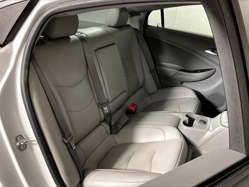 Used 2018 Chevrolet Volt LT w/ Comfort Package image 26
