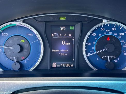 Used 2015 Toyota Camry XLE FWD image 22