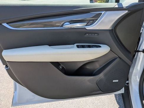 New 2026 Cadillac XT5 Sportv AWD/4WD image 10