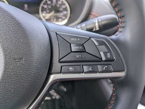Used 2025 Nissan Sentra SR FWD image 21