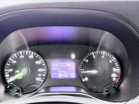 Used 2016 Mercedes-Benz Metris Passenger image 24