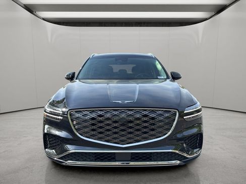 Certified 2026 Genesis GV70 2.5T AWD/4WD image 8