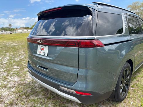 Used 2023 Kia Carnival SX FWD image 40