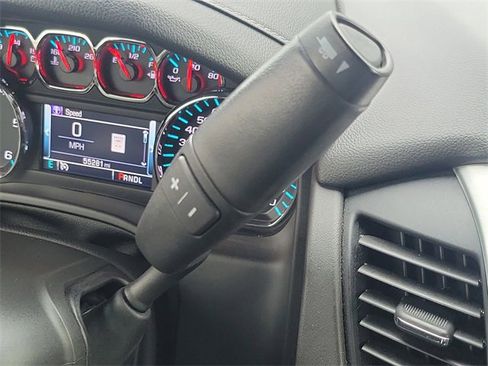 Used 2020 GMC Yukon XL SLT w/ Open Road Package image 16