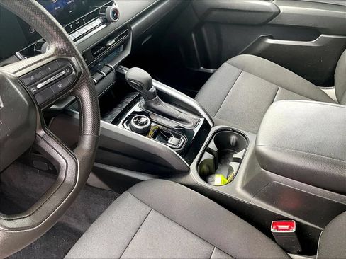 Used 2024 Chevrolet Colorado Trail Boss AWD/4WD image 22