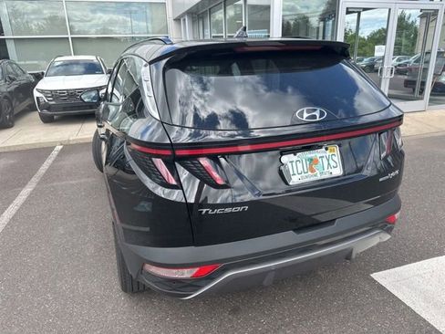 Used 2022 Hyundai Tucson Limited AWD/4WD image 9