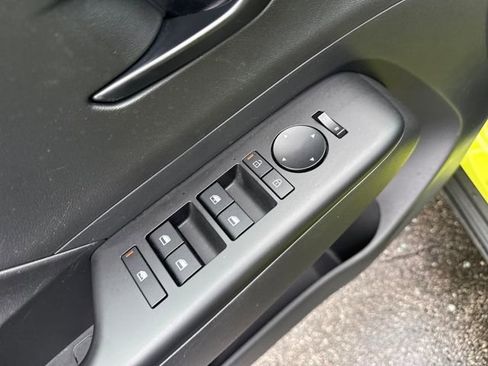 Certified 2025 Hyundai Kona SE image 10