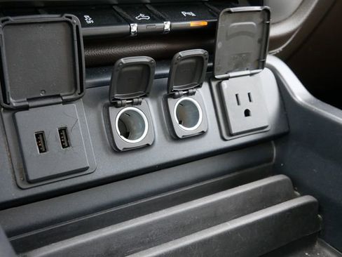 Used 2017 GMC Sierra 1500 SLT image 23