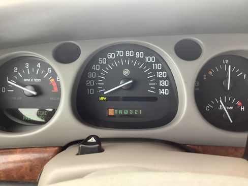 Used 2002 Buick Le Sabre Limited FWD image 12