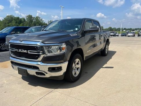 Used 2019 RAM 1500 Big Horn AWD/4WD image 12