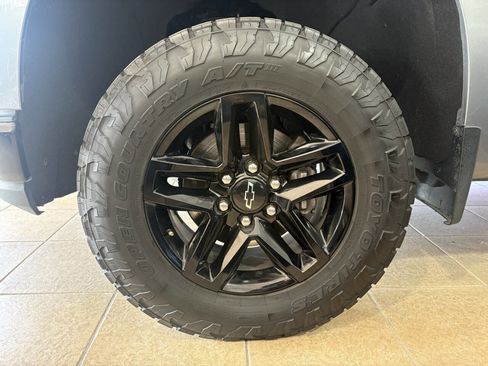 Used 2020 Chevrolet Silverado 1500 LT Trail Boss image 6