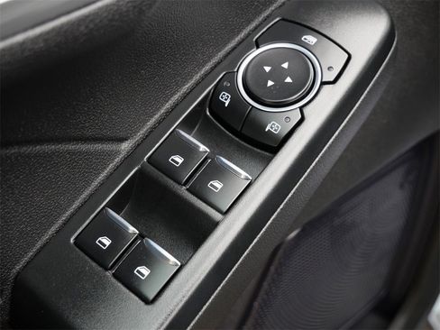 Certified 2024 Ford Escape Platinum image 17