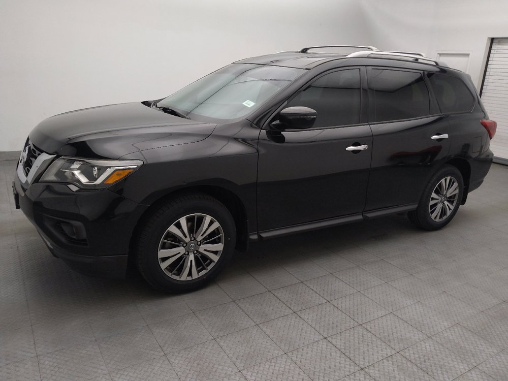 Used 2019 Nissan Pathfinder SV FWD image 2