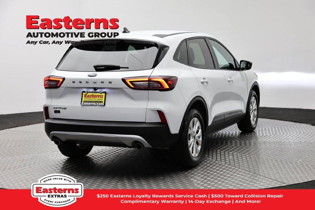 Used 2025 Ford Escape Active FWD image 6