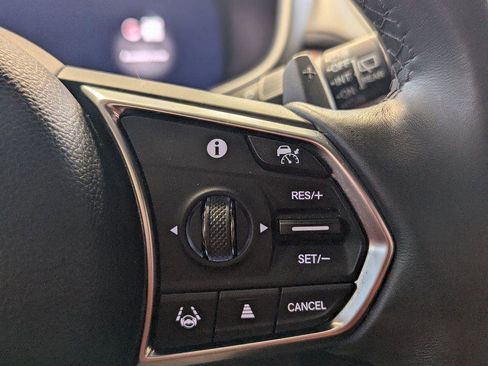 Used 2025 Acura MDX SH-AWD w/ Technology Package image 17