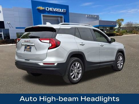 Used 2022 GMC Terrain SLT w/ Infotainment Package II AWD/4WD image 26