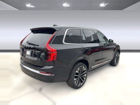 New 2026 Volvo XC90 B5 Ultra w/ Protection Package AWD/4WD image 9