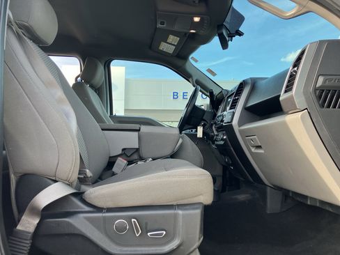 Used 2018 Ford F150 XLT w/ Equipment Group 302A Luxury AWD/4WD image 34