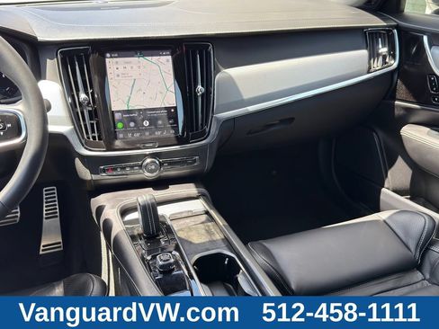 Used 2022 Volvo S90 B6 R-Design w/ Advanced Package AWD/4WD image 28