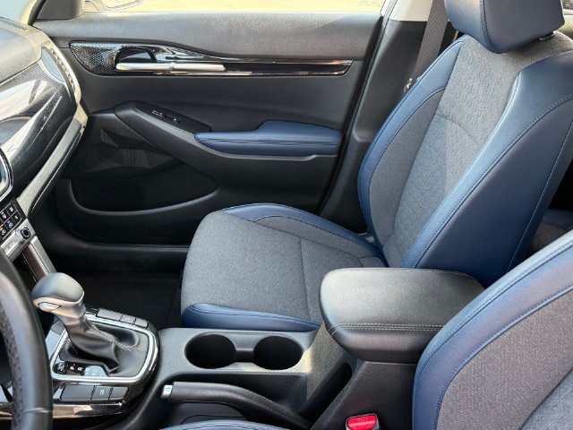 Used 2025 Kia Seltos S FWD image 12