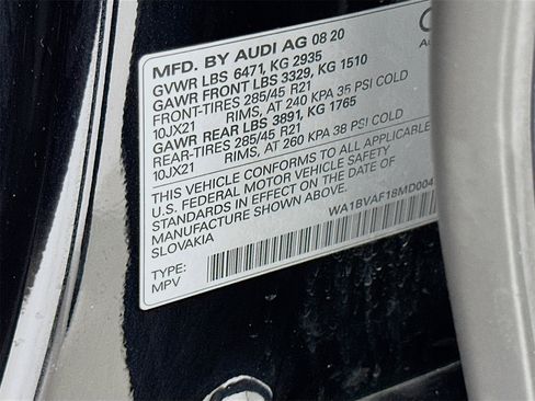 Used 2021 Audi Q8 Premium Plus image 34