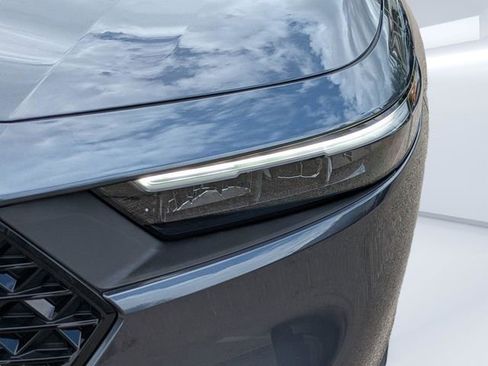 Used 2025 Honda Accord LX image 10