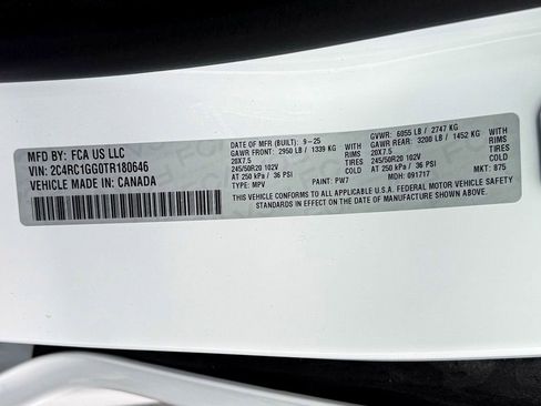 New 2026 Chrysler Pacifica Limited w/ Uconnect Theater Family Group image 41