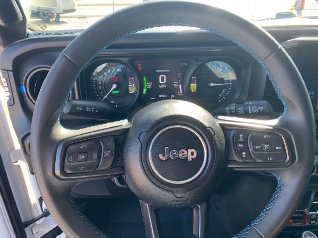 Used 2024 Jeep Wrangler Unlimited Rubicon 4xe AWD/4WD image 34